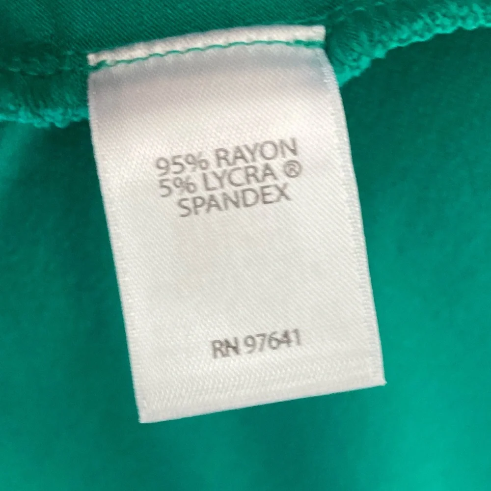 J JILL Wearever Shirred-Neckline Kelly Green Stretch Flutter-Sleeve Dress Size M